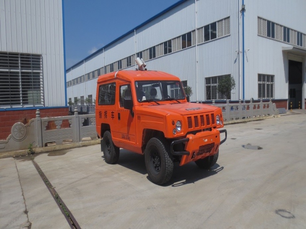 江特牌JDF5031XZHB6型森林防火指揮車
